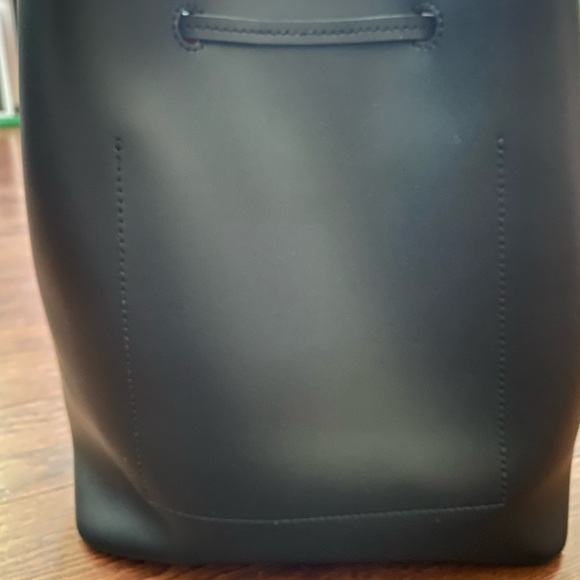 Lauren Ralph Lauren black bucket bag- Ralph Lauren black bucket bag red - Picture 4 of 4